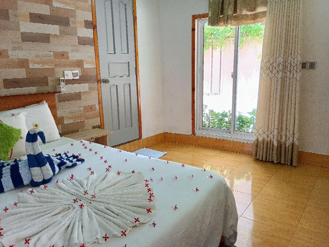 Olhumathi View Inn Ukulhas Exteriör bild